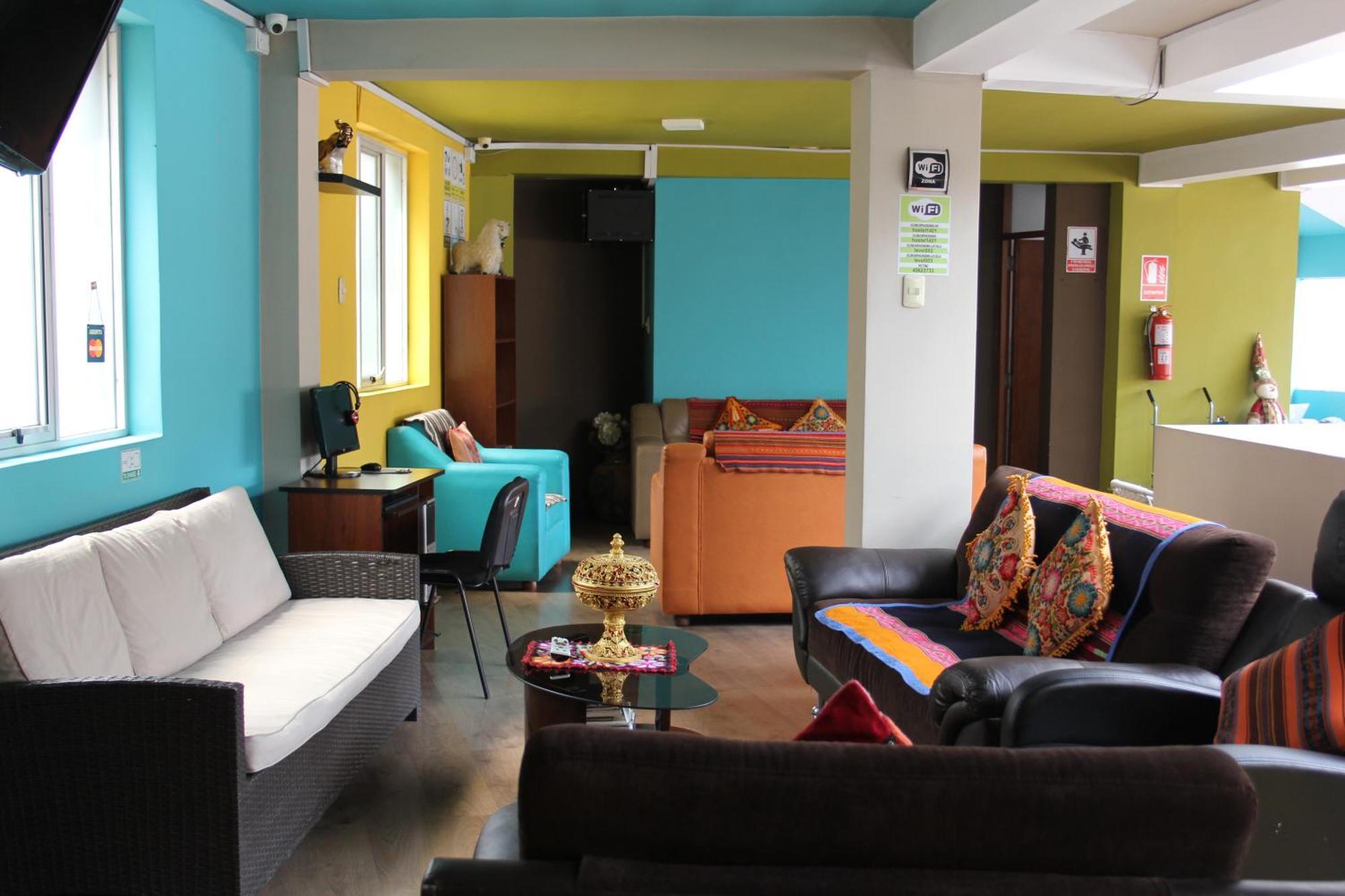 Cuscopackers Hostels Buitenkant foto